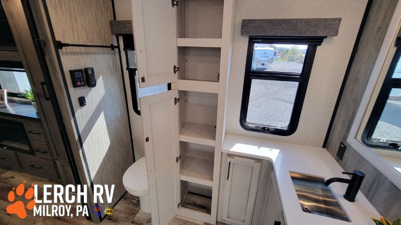 2022 KZ RV Durango Gold G387FLF - Image 44