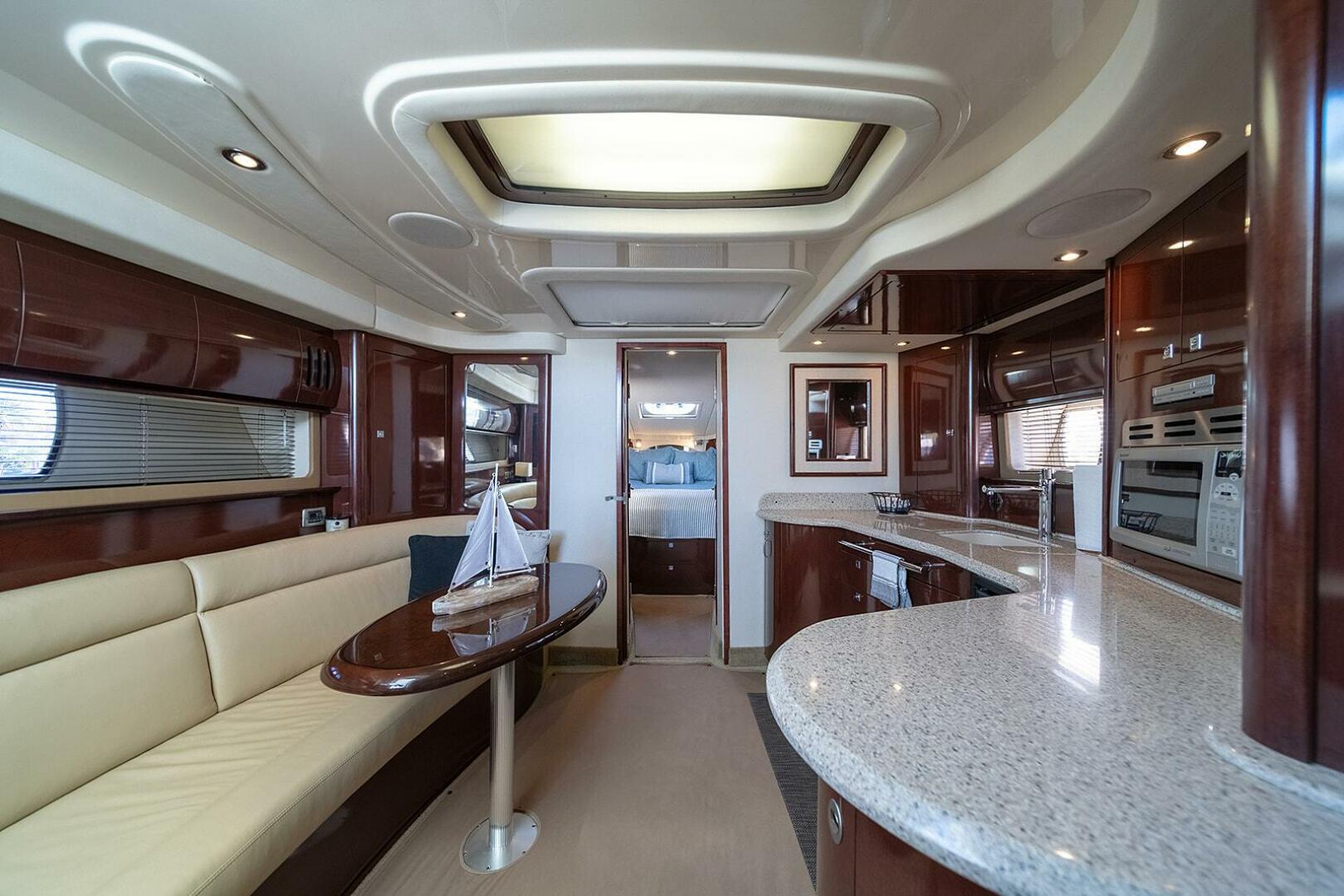 2008 Sea Ray 44 Sundancer - Image 18