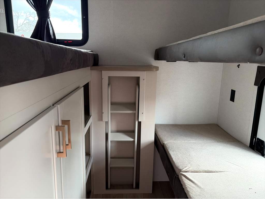 2027 JAYCO JAY FLIGHT 295TBS - Image 20