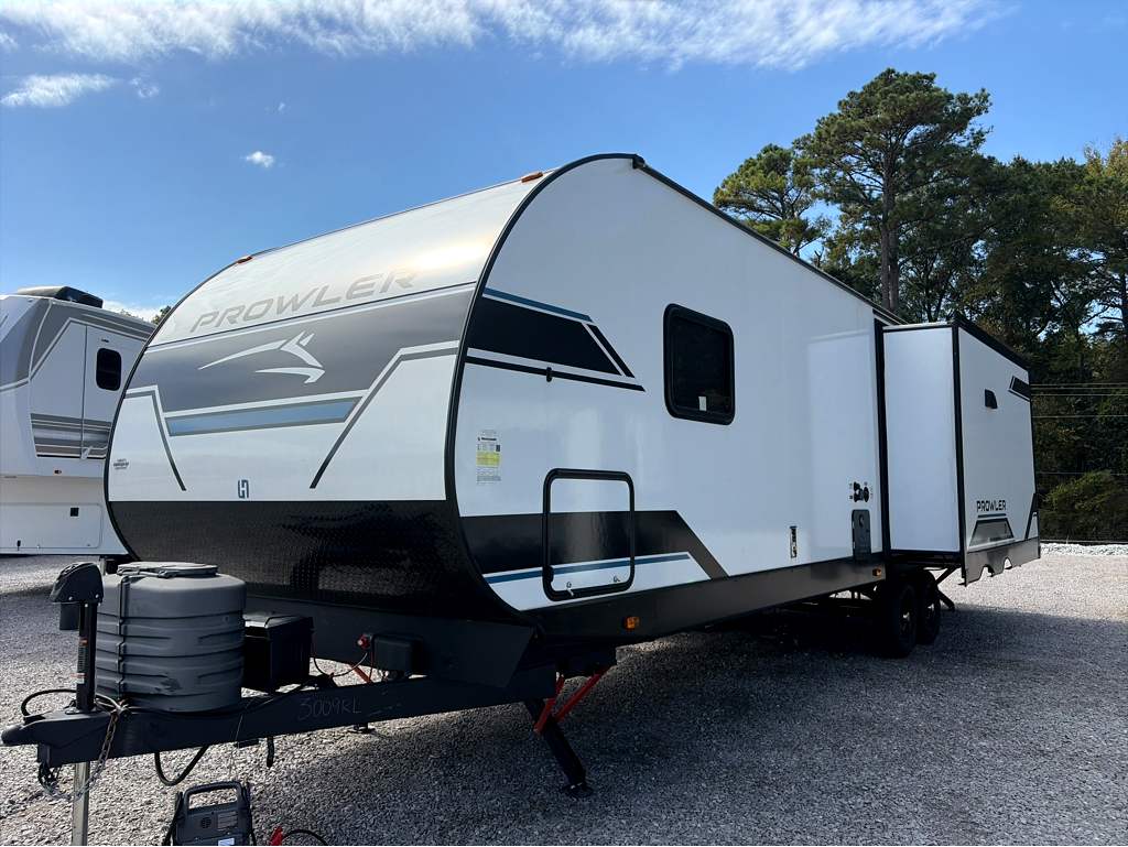 2025 HEARTLAND PROWLER 3009RL - Image 2