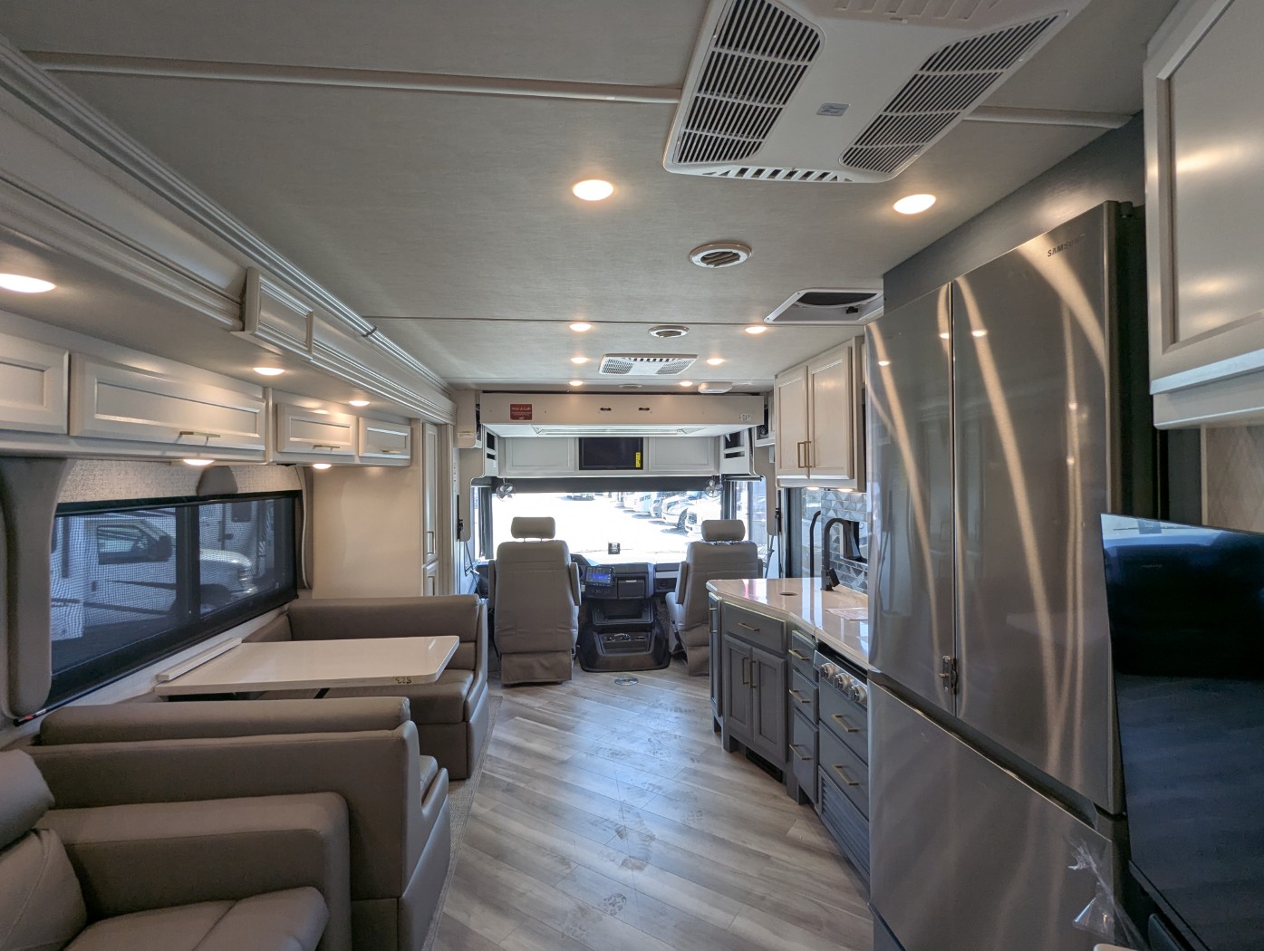 2026 Fleetwood Bounder 35K - Image 36