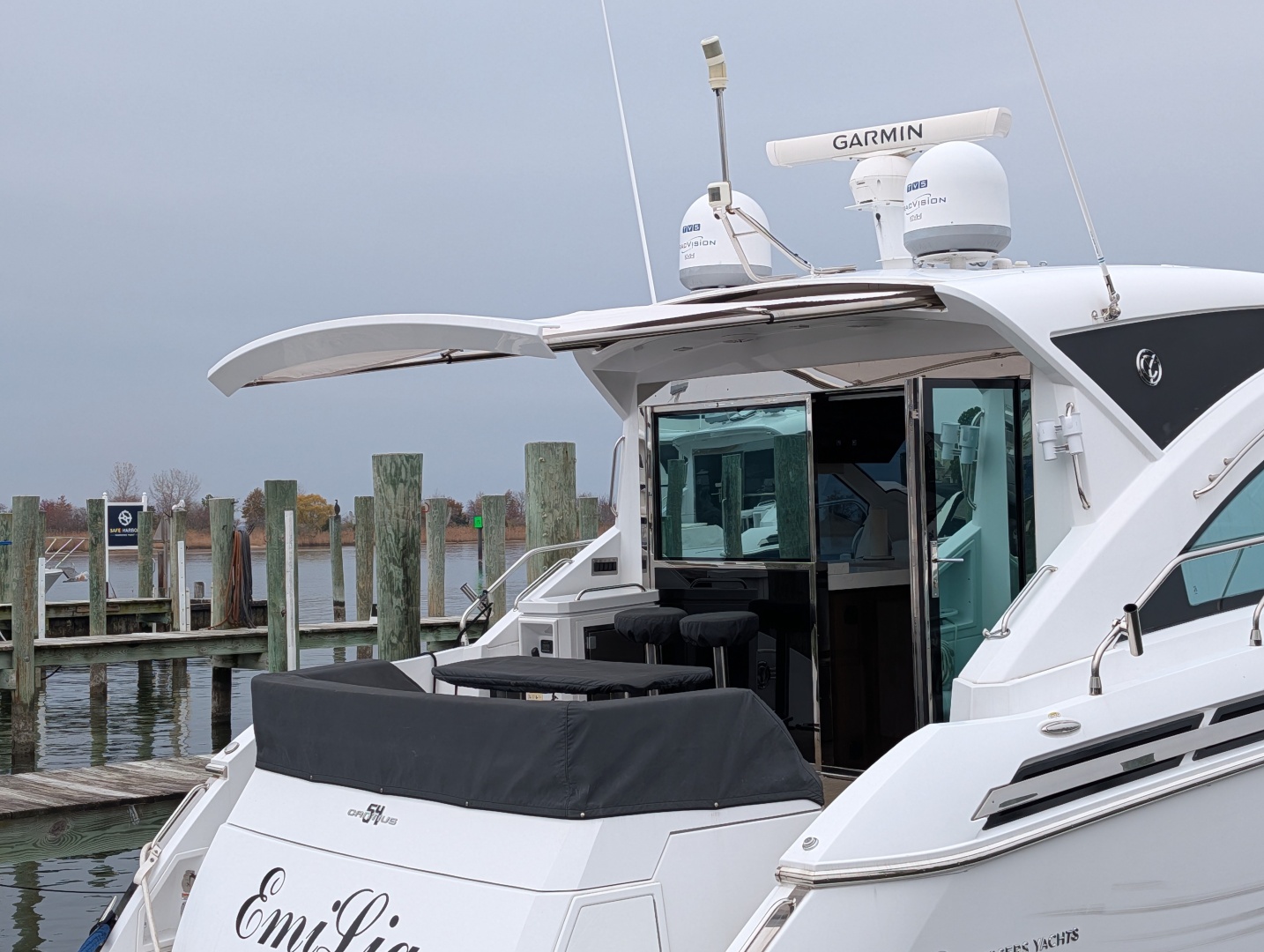 2022 Cruisers Yachts 54 Cantius - Image 85