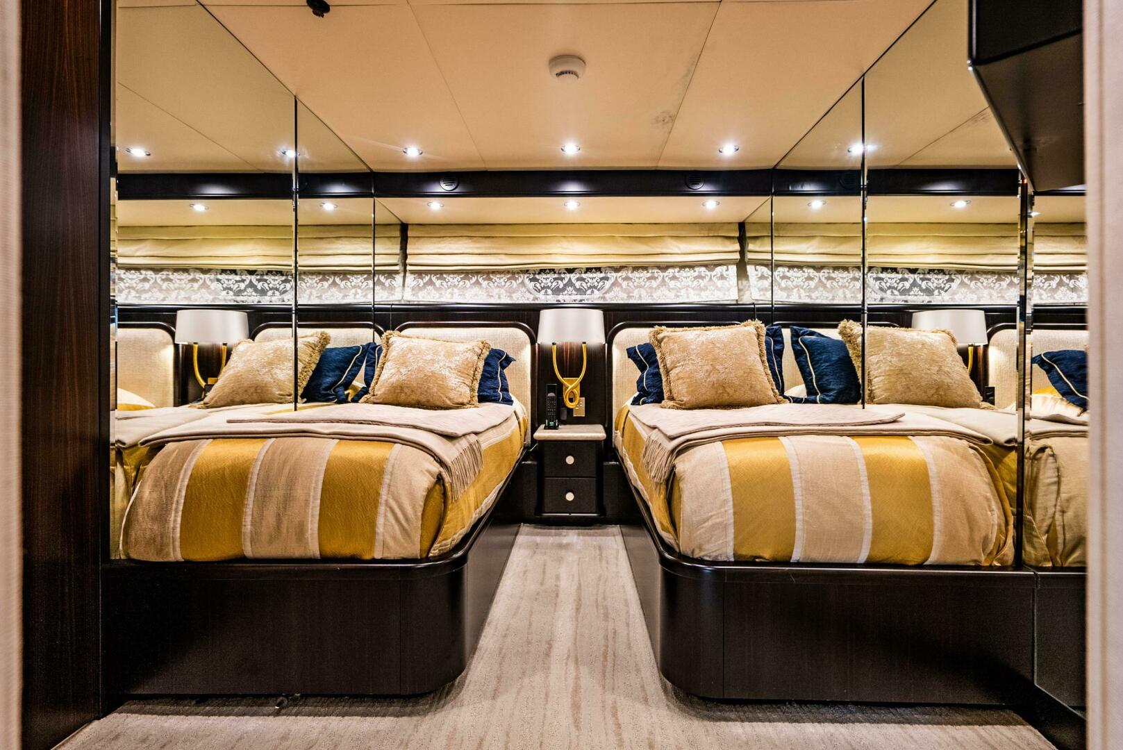 1995 Christensen Tri-deck Motoryacht - Image 27