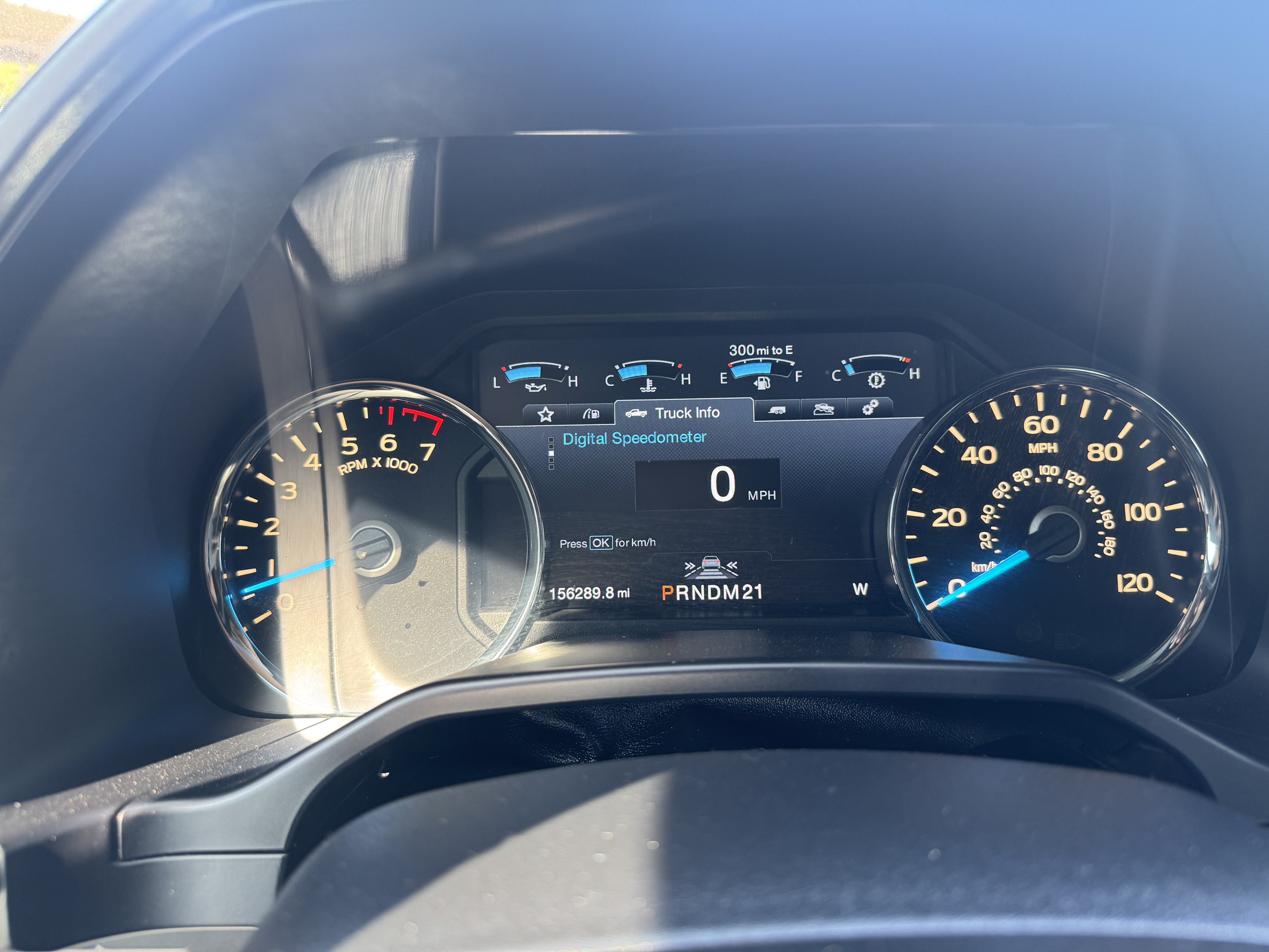 2015 Ford F150 Pickup Crew Cab Platinum 4WD - Image 20