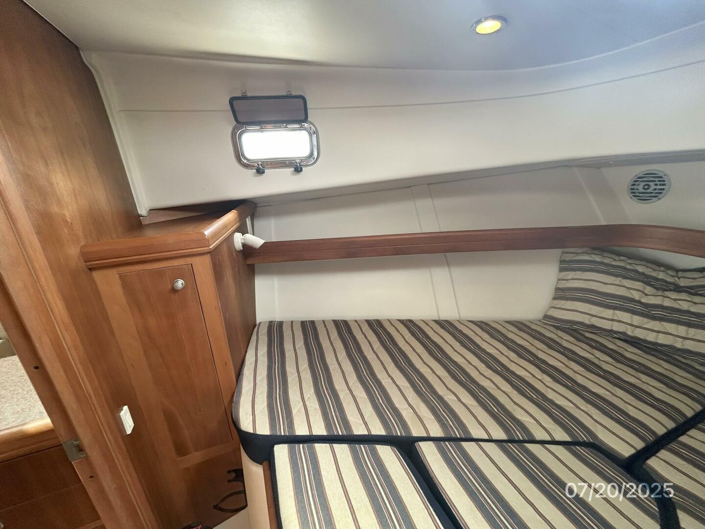 2006 Mainship Pilot 30 Base - Image 38