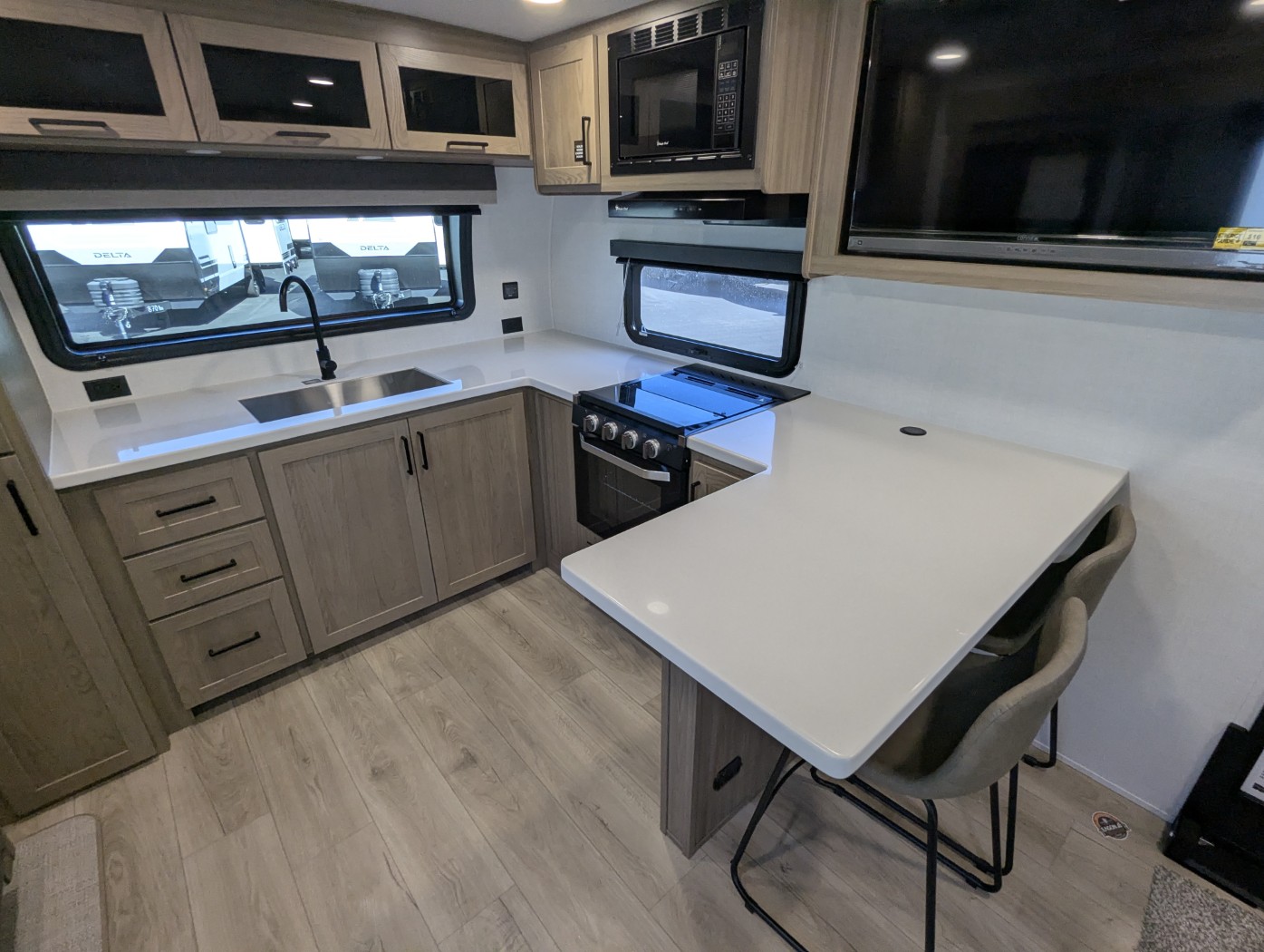2027 Forest River Rockwood Mini Lite 2523MBR - Image 12