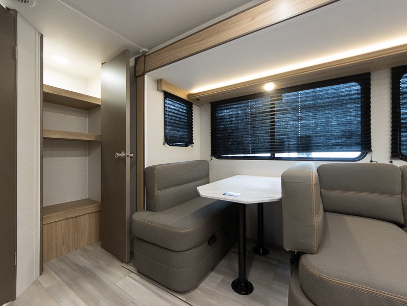 2025 Cruiser RV Avenir A-24RB - Image 7