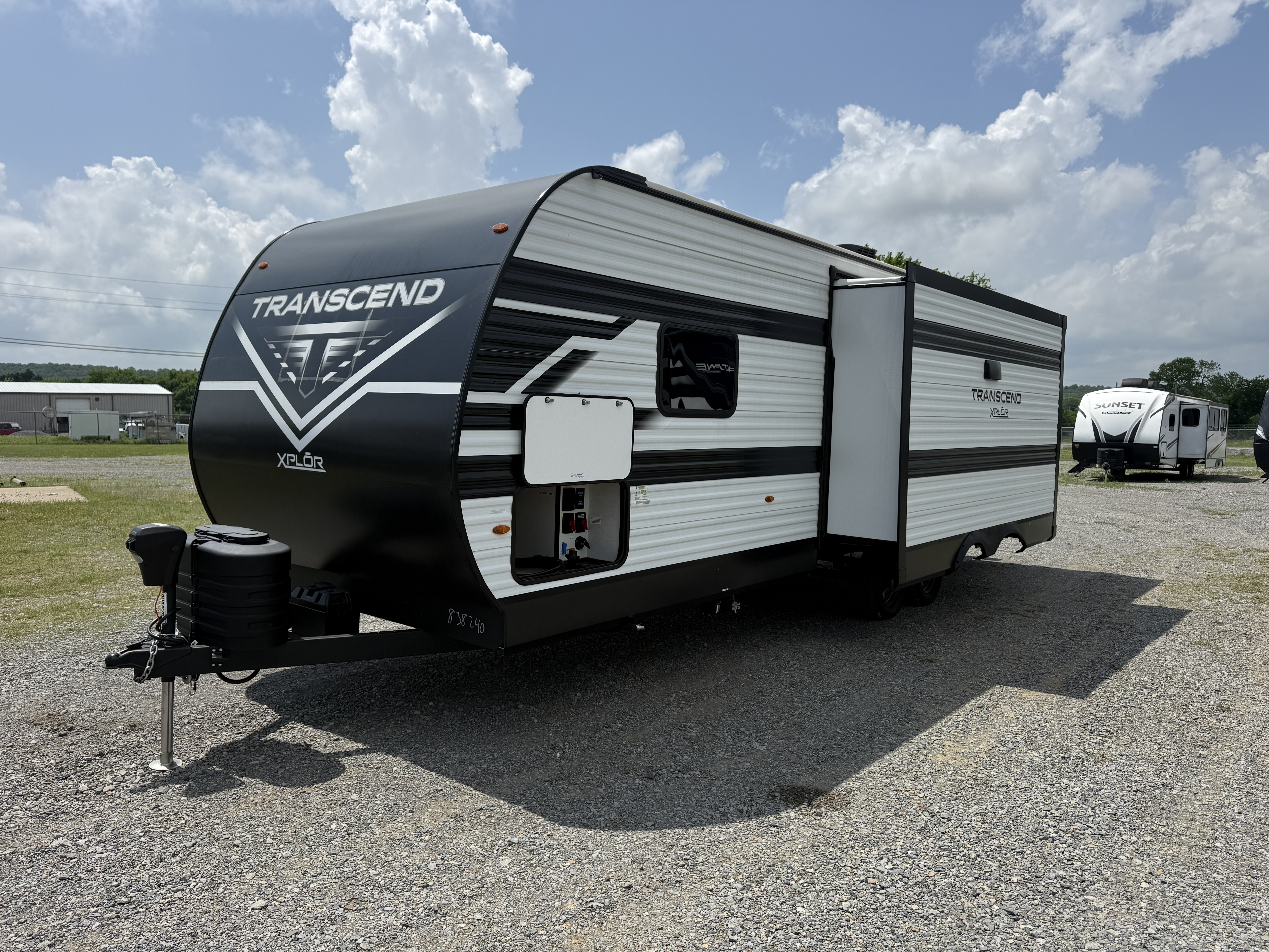 2025 Grand Design Transcend XPLOR 26RBX - Image 3