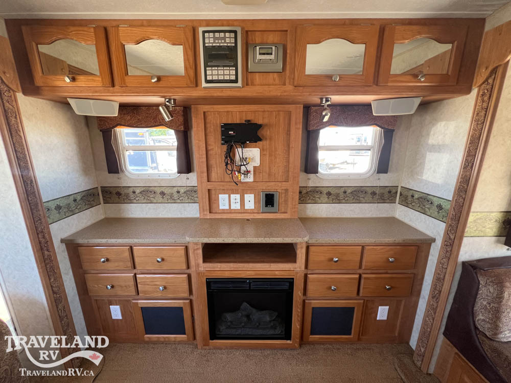 2009 Forest River Handyman Rockwood 8265SS - Image 14