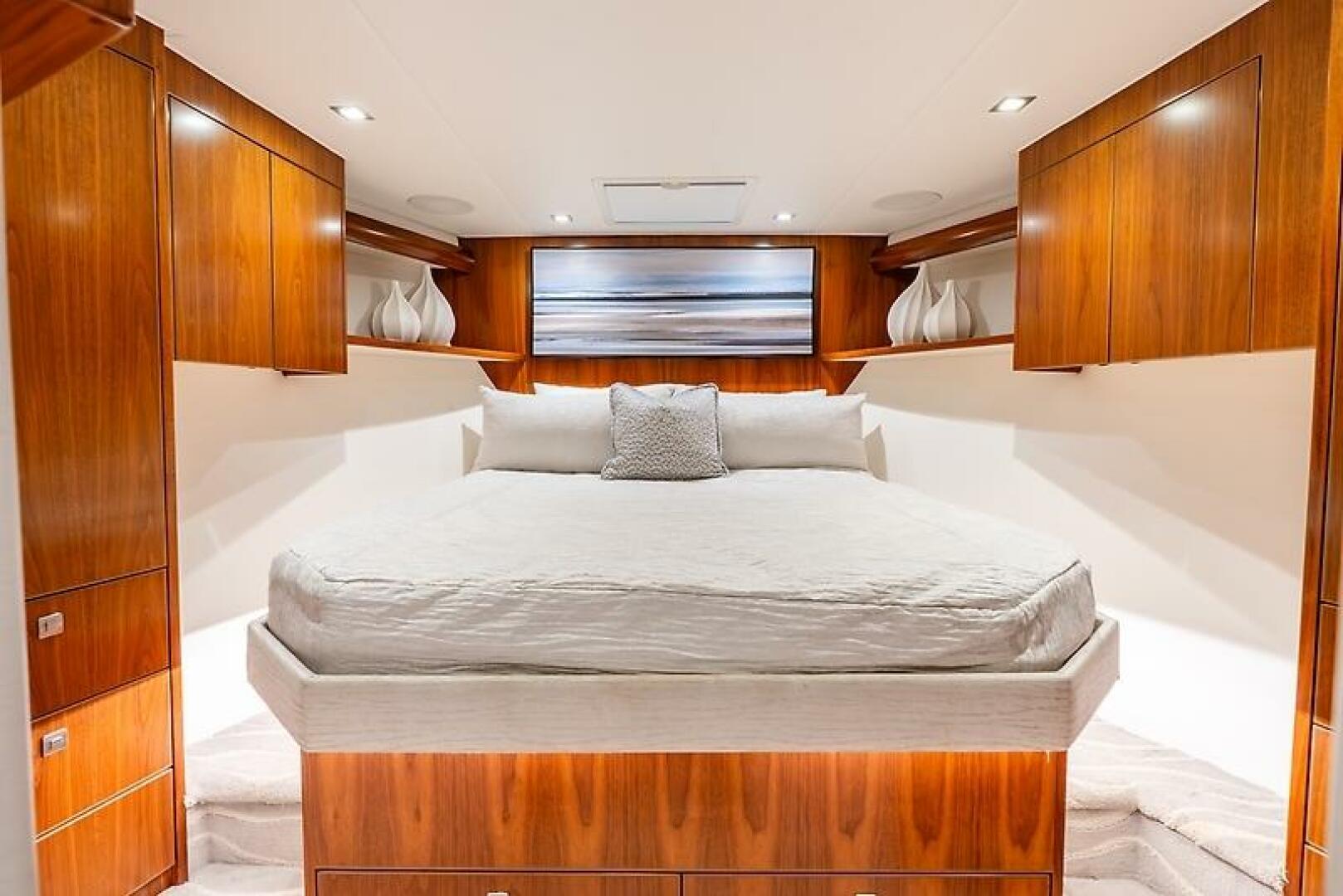 2019 Viking 68 Enclosed Bridge - Image 44