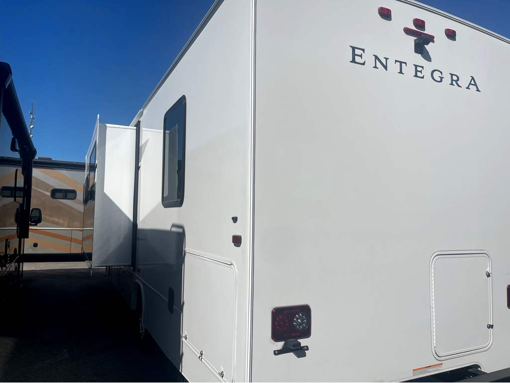 2026 ENTEGRA COACH ODYSSEY SE 29KF - Image 3