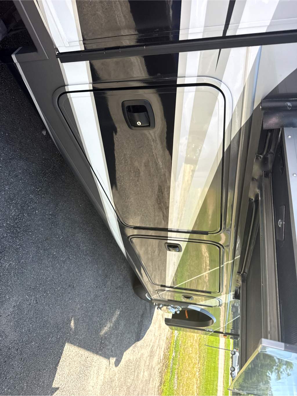 2027 ENTEGRA COACH VISION XL 31UL - Image 6