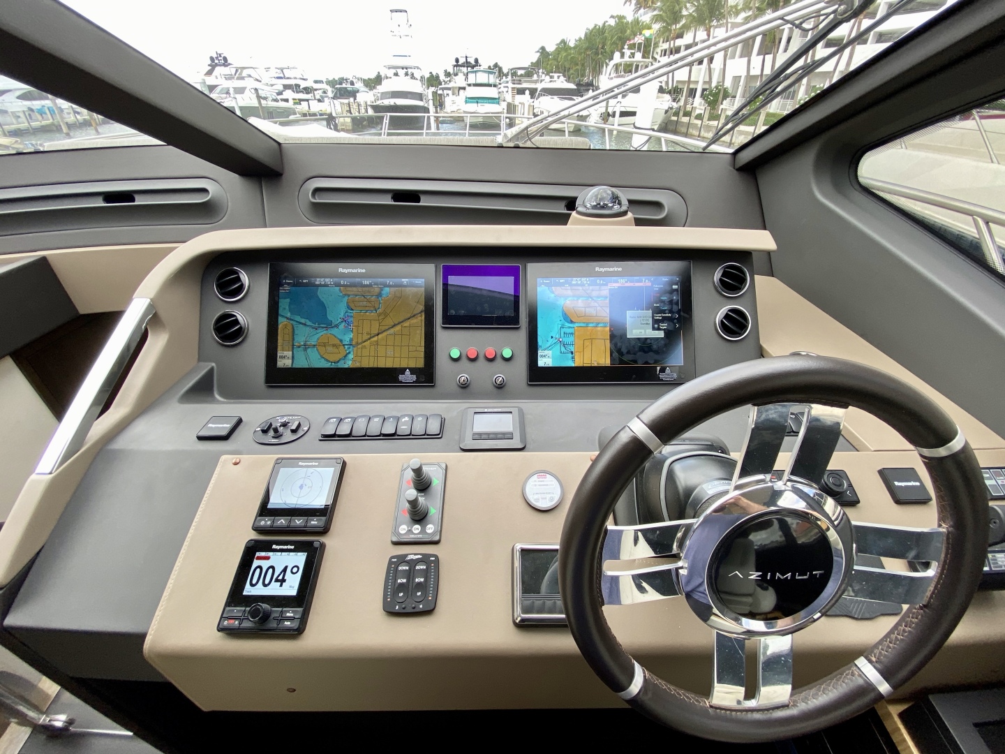 2018 Azimut Flybridge - Image 75