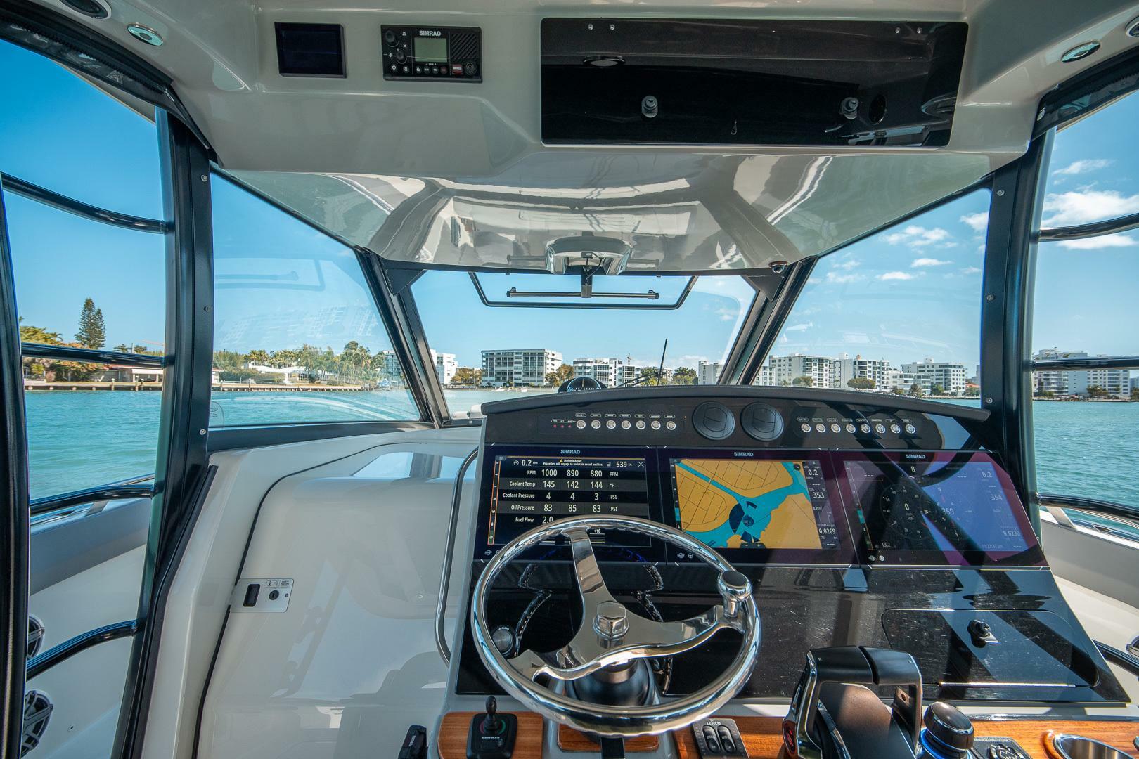 2023 Boston Whaler 420 Outrage - Image 19