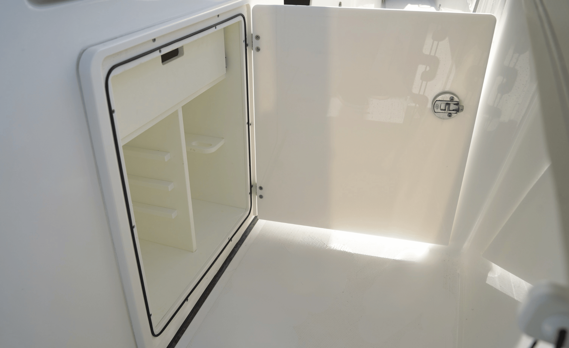 2020 PURSUIT S328 - Image 50