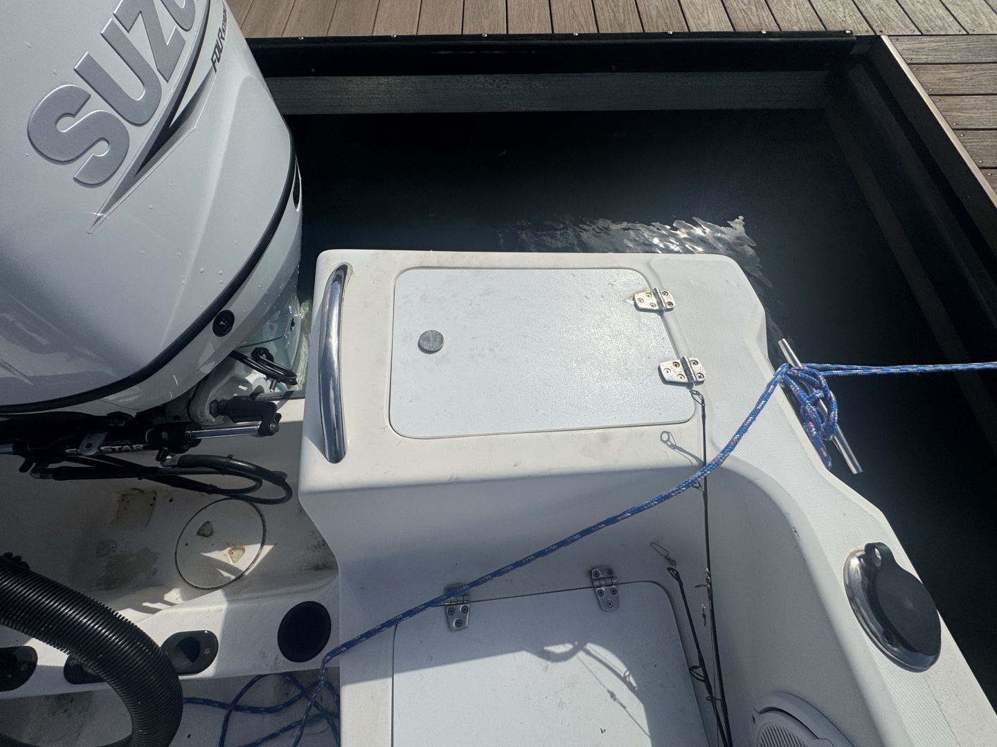 2005 Angler 204 Base - Image 6