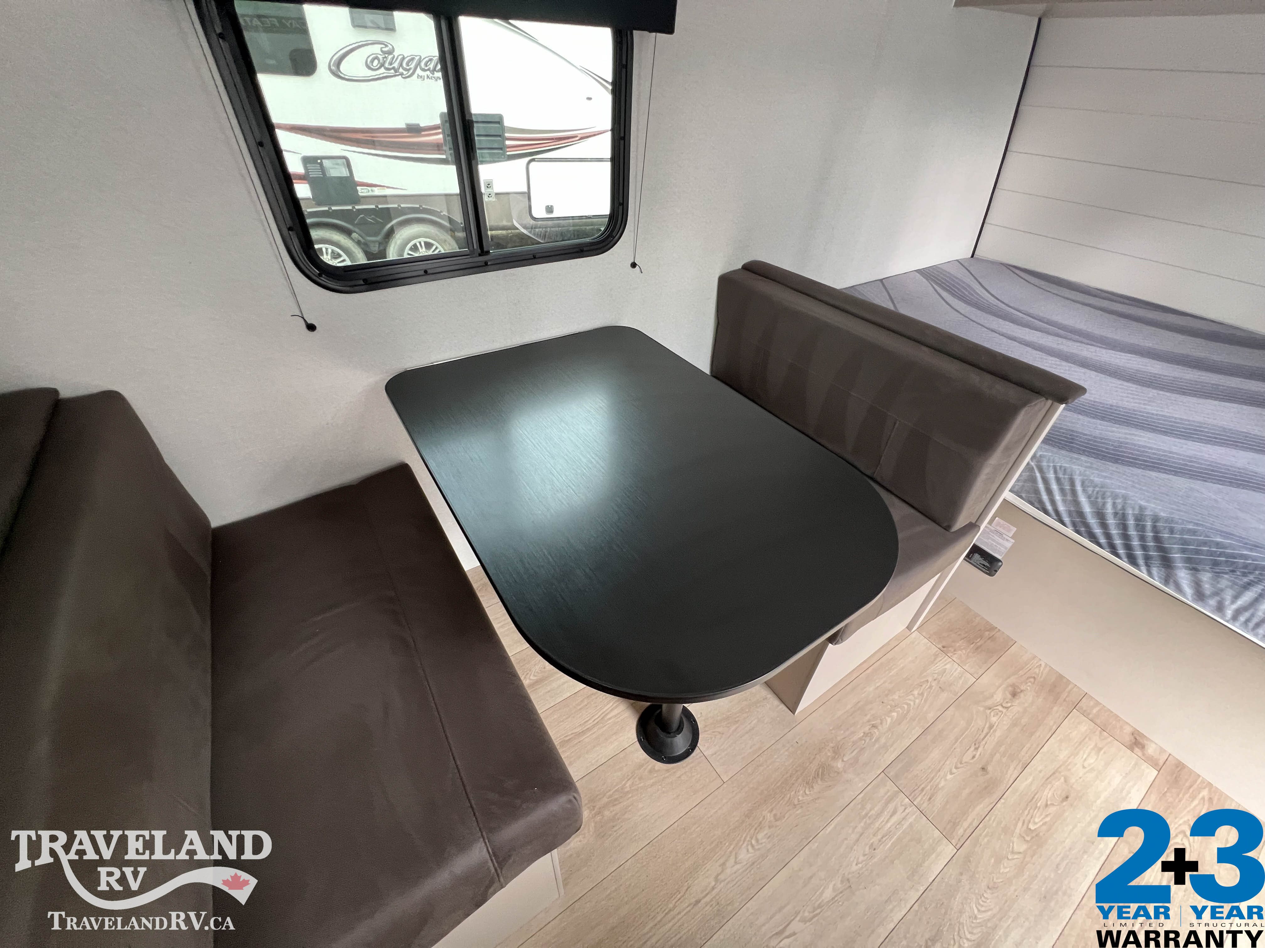 2027 Jayco Jay Feather Air SL 17BHSL - Image 12