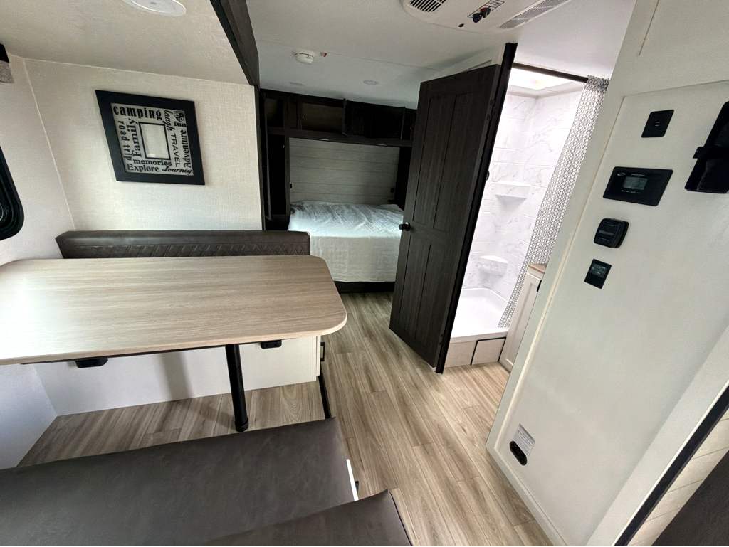 2026 VENTURE RV SPORTTREK STINGER 181VRK - Image 19