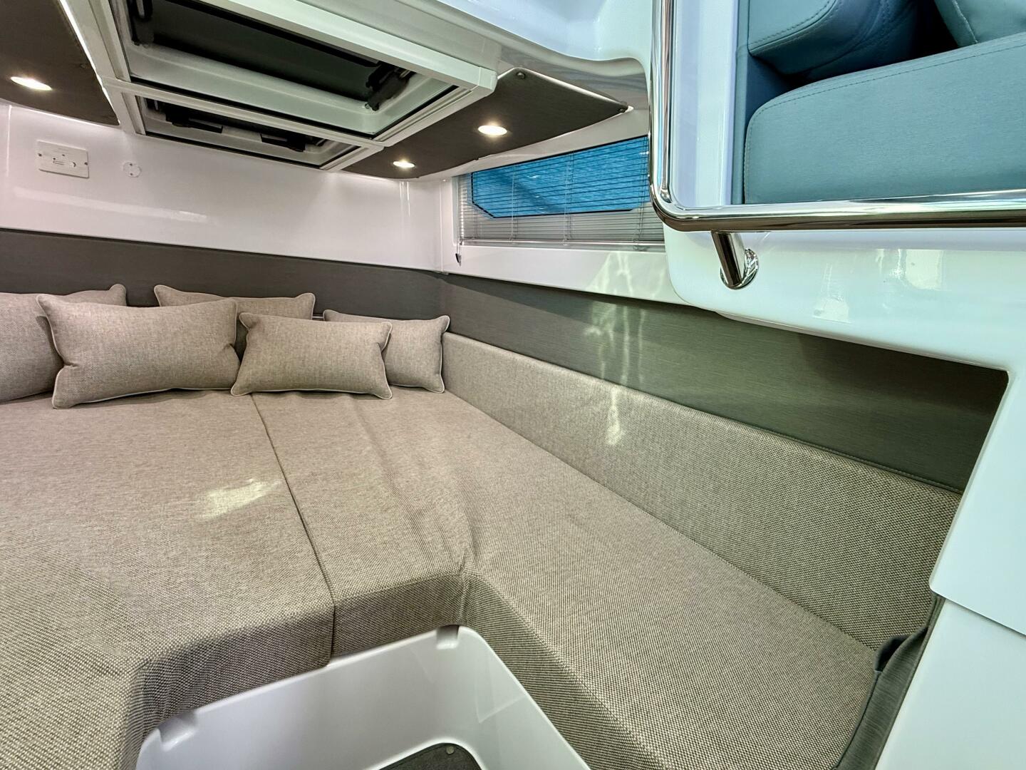 2023 Axopar 37 Cross Cabin - Image 39