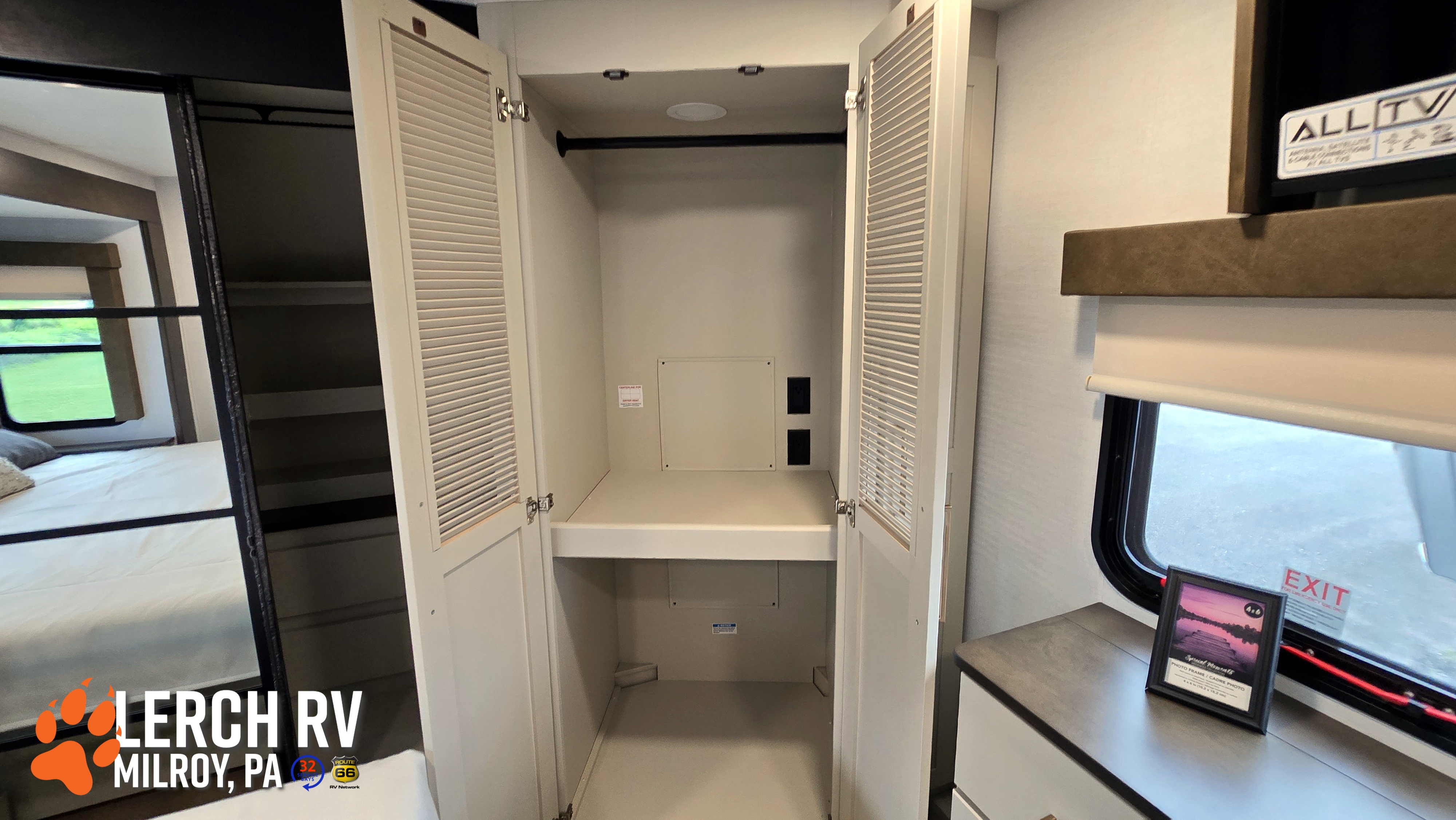 2027 Alliance RV Paradigm 310RL - Image 35