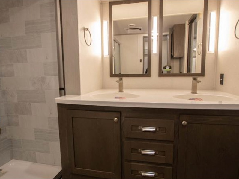 2023 Palomino River Ranch 390RL - Image 16