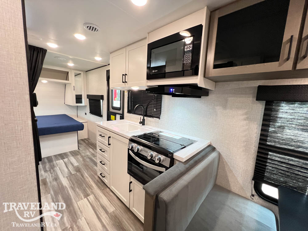 2025 Jayco Jay Flight SLX 210QBW - Image 20