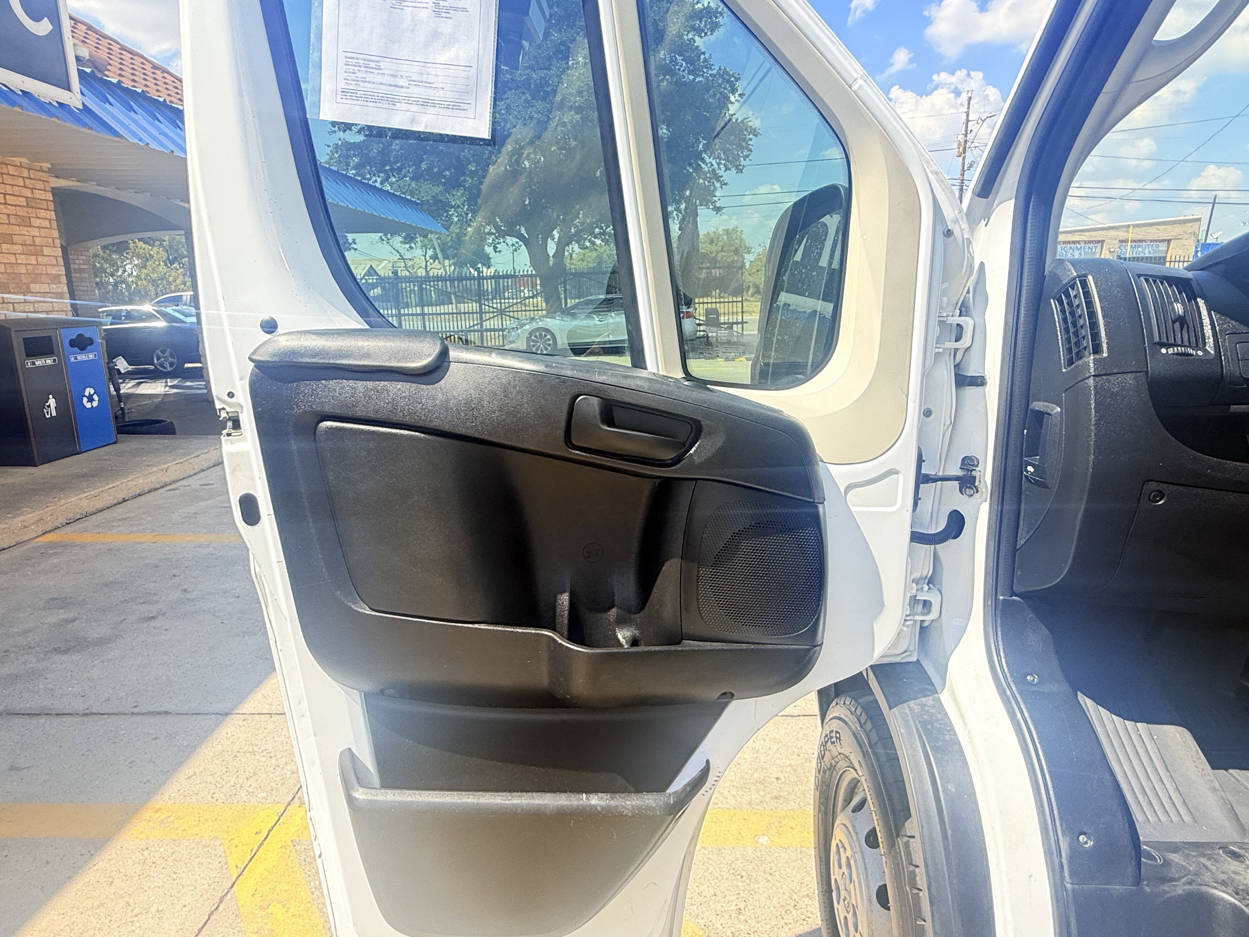 2019 RAM Promaster 62823 - Image 16