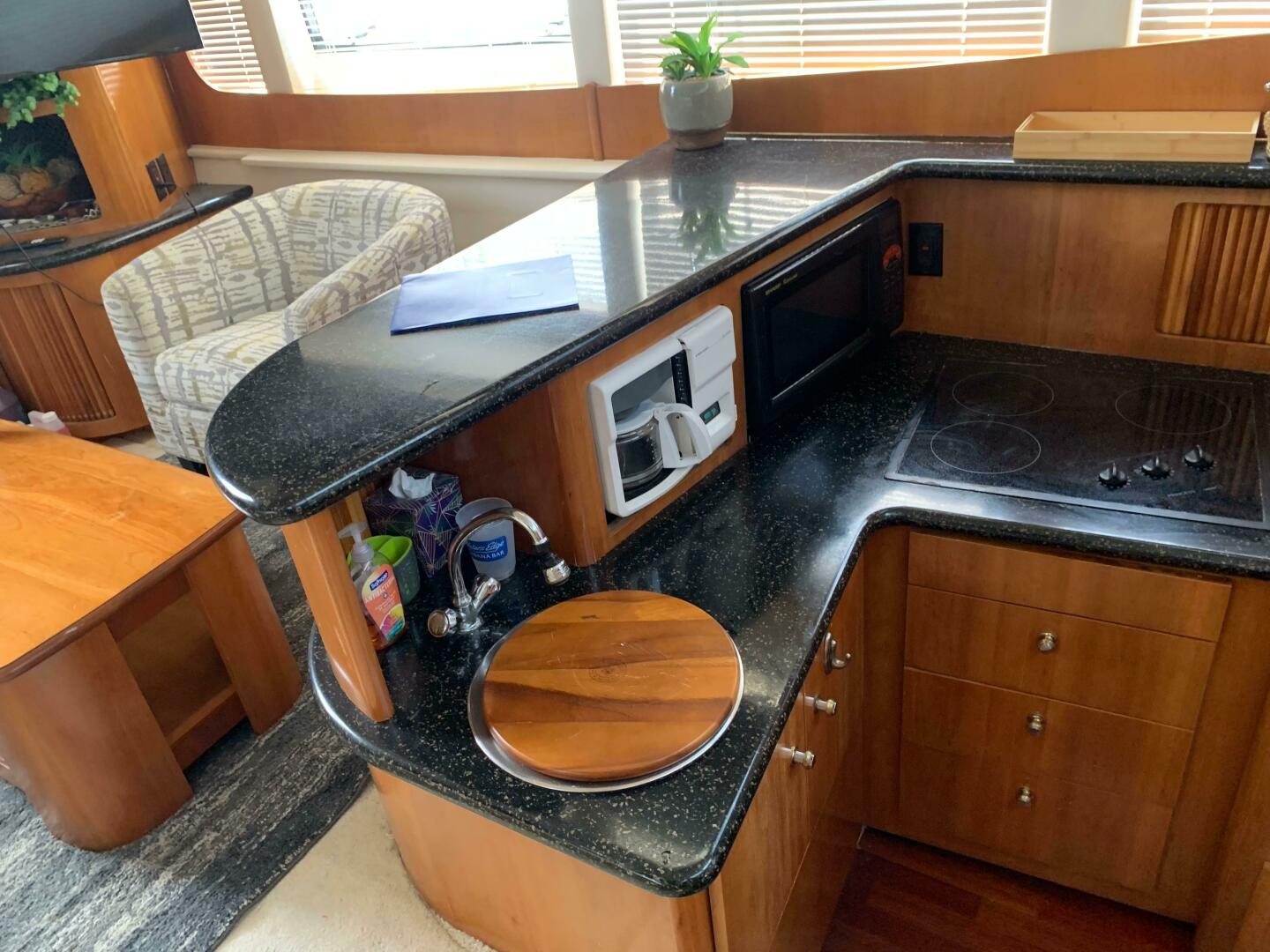 2001 Carver 396 Aft Cabin MY - Image 57