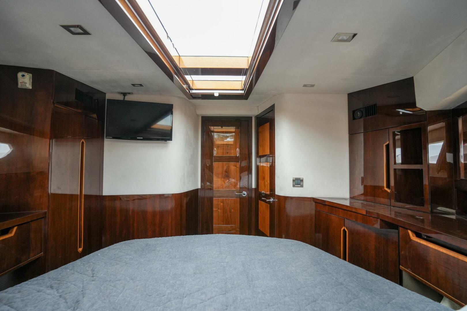 2017 Galeon 43 SKY Base - Image 36