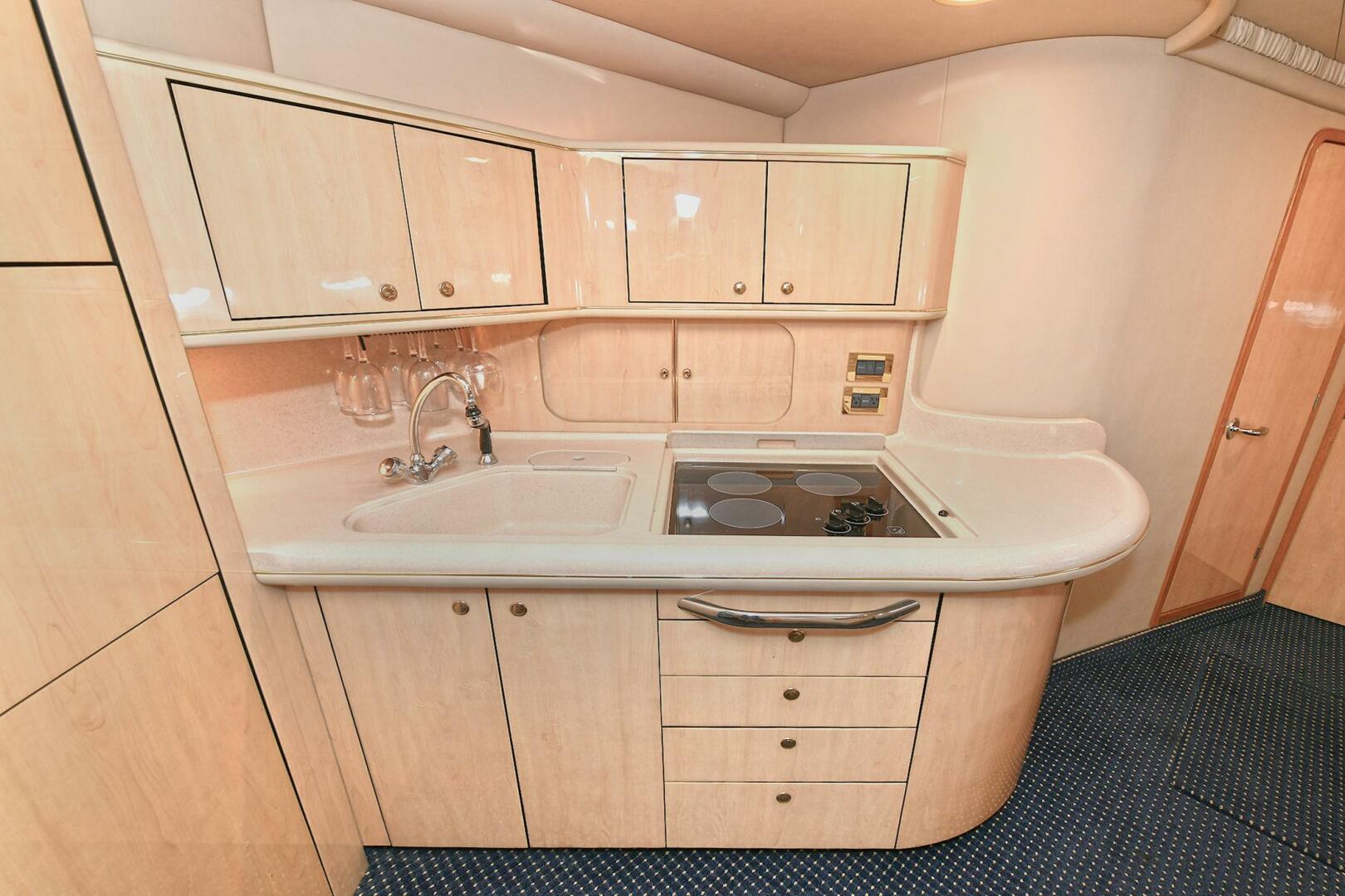 2000 Sea Ray 460 Sundancer - Image 28