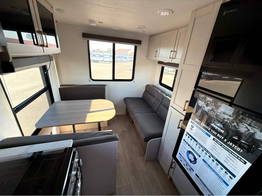 2027 Jayco Jay Flight SLX 210QB - Image 19