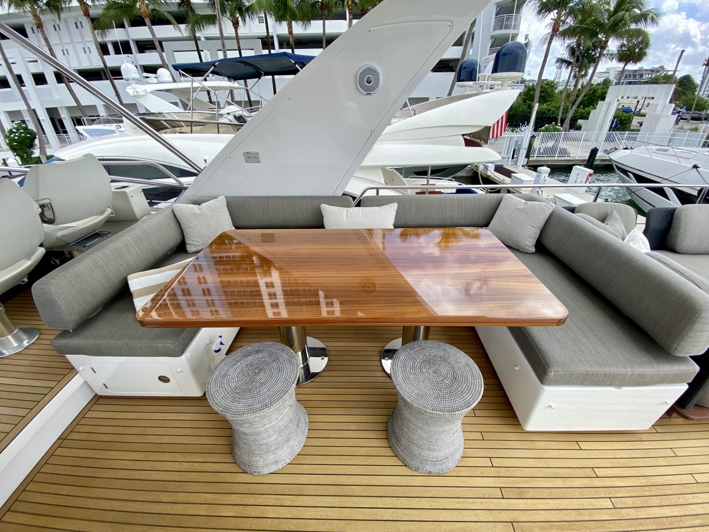 2018 Azimut Flybridge - Image 57