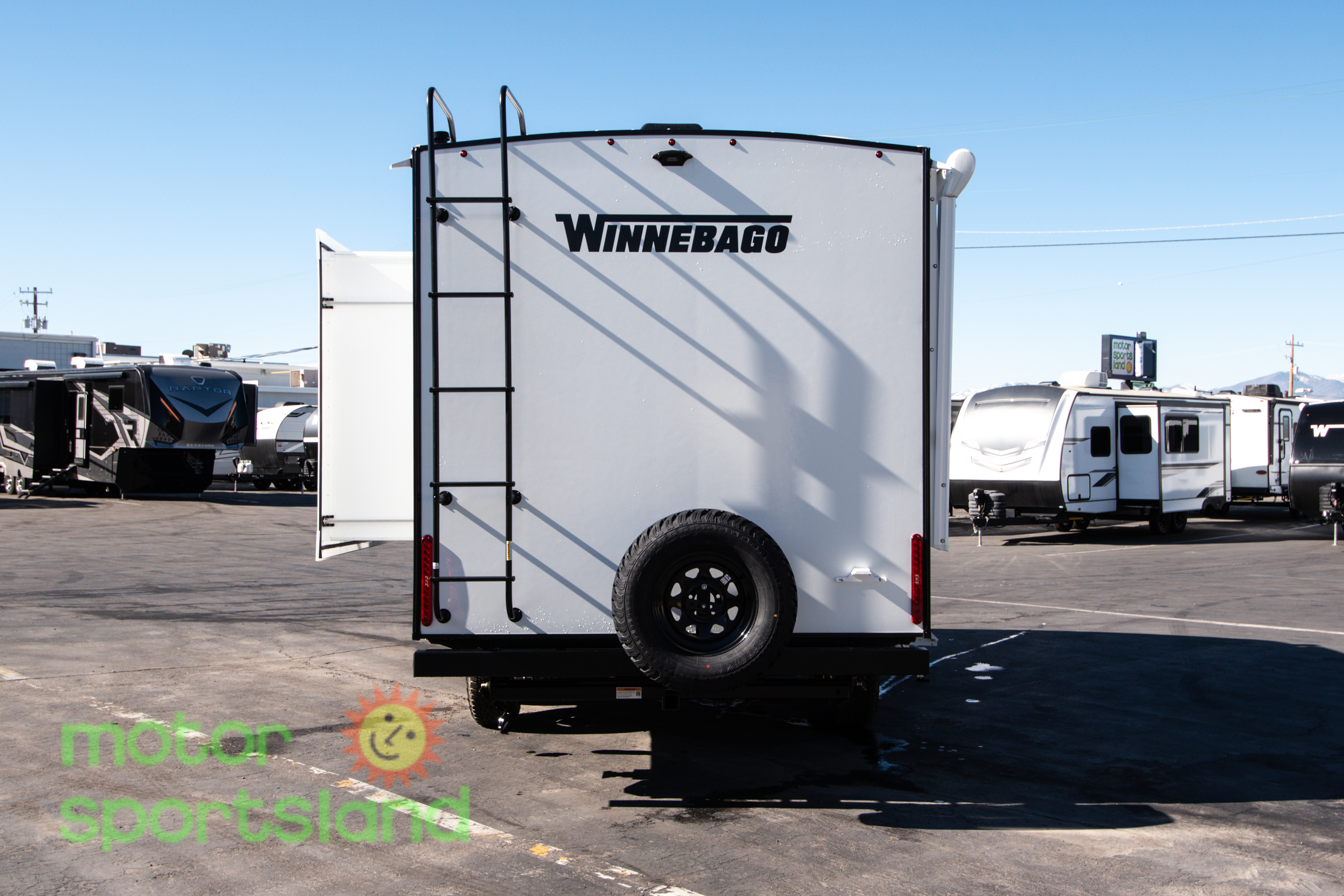 2026 Winnebago Micro Minnie 2108DS - Image 6