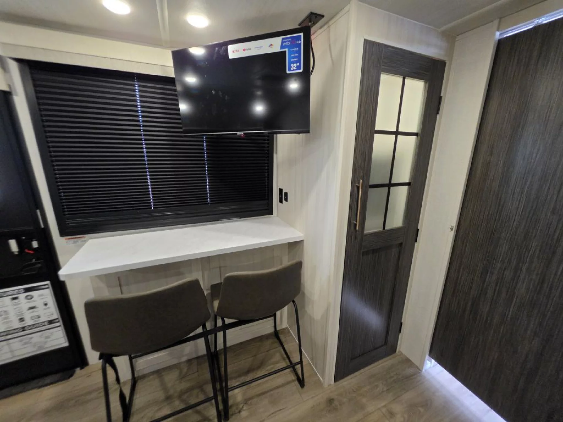 2027 FOREST RIVER R-POD RP197 - Image 14