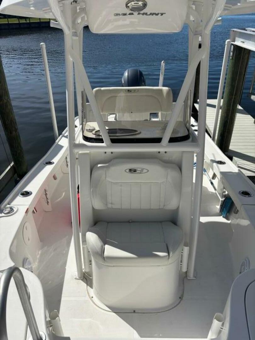 2020 Sea Hunt BX22 - Image 9