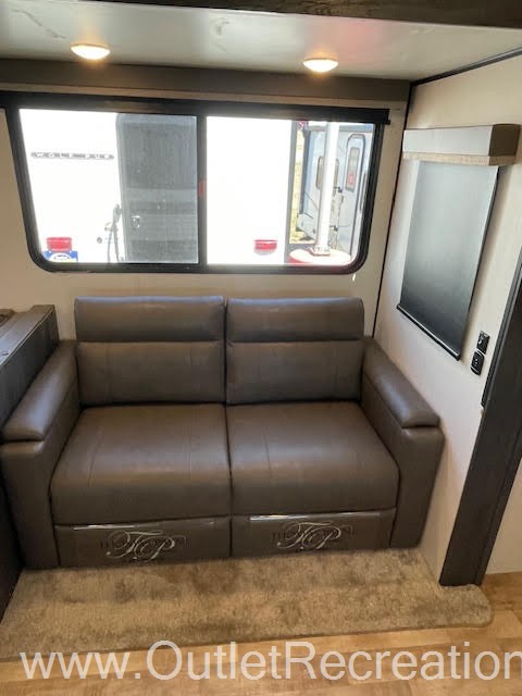 2022 KEYSTONE RV HIDEOUT 29DFS - Image 18