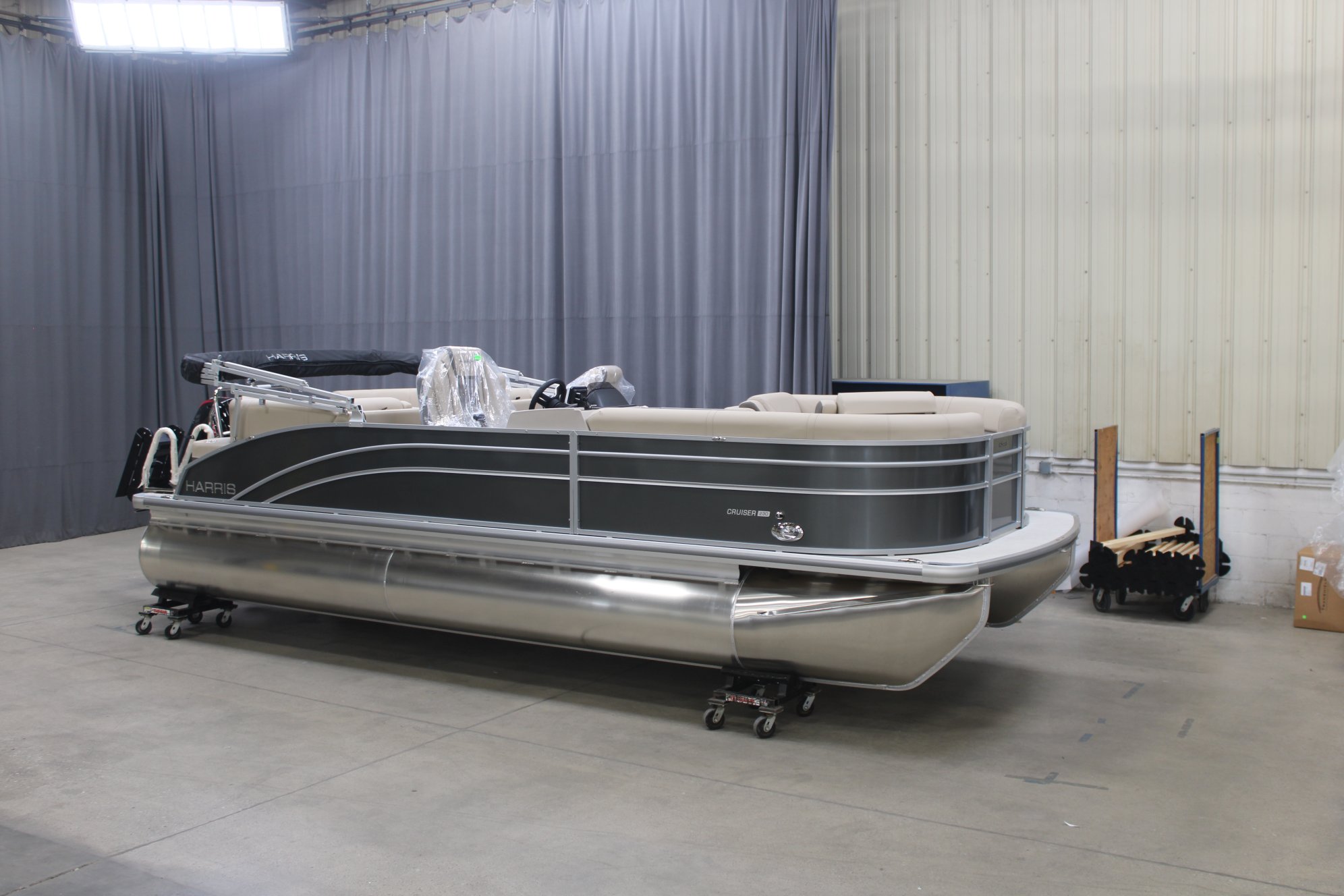 2026 HARRIS CRUISER 230 CWDH - Image 1