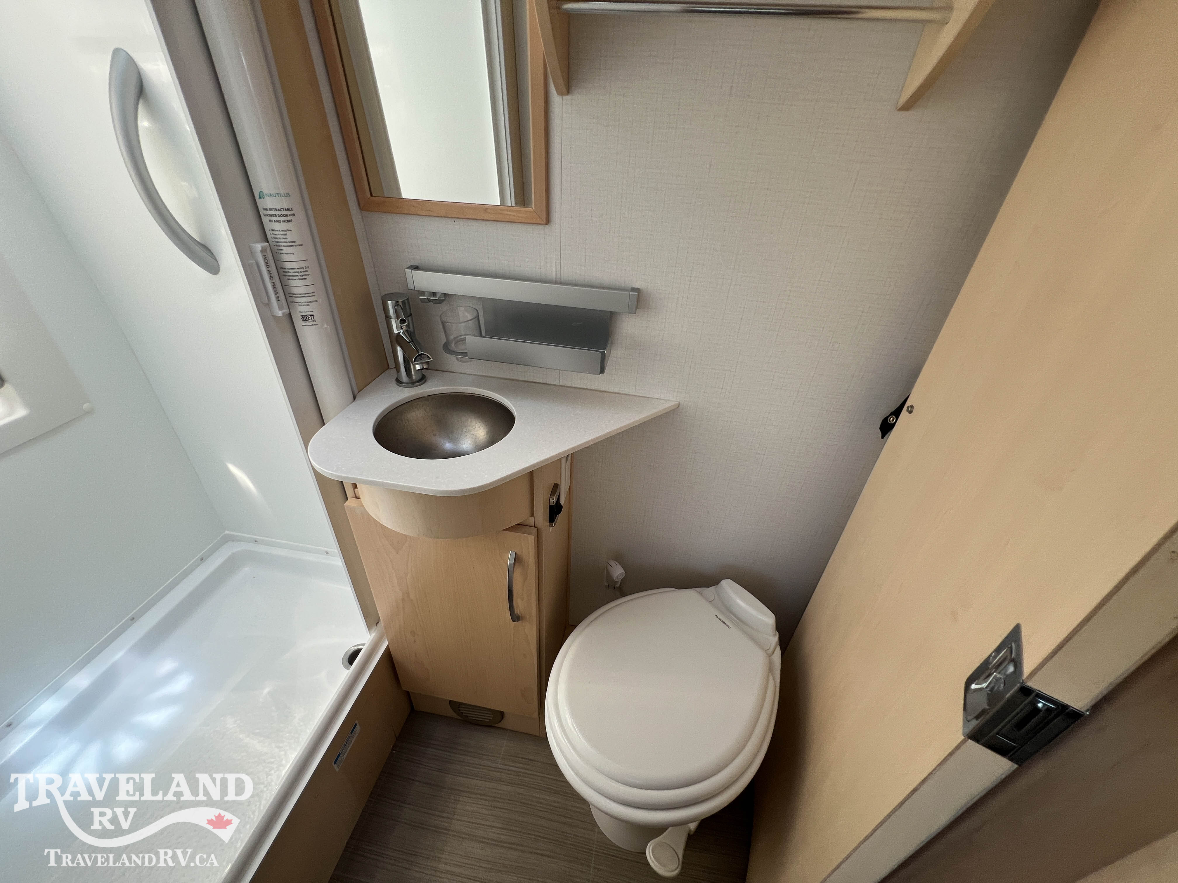 2021 Leisure Travel Unity U24CB - Image 37