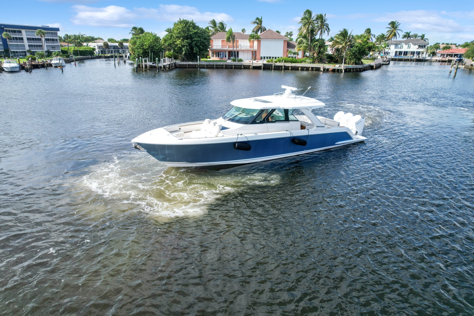 2022 Tiara Yachts - Image 3