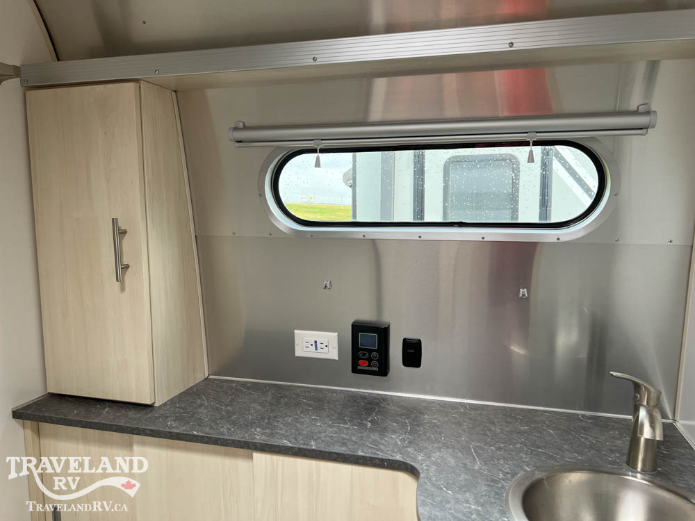 2021 AIRSTREAM FLYING CLOUD 30RB - Image 25