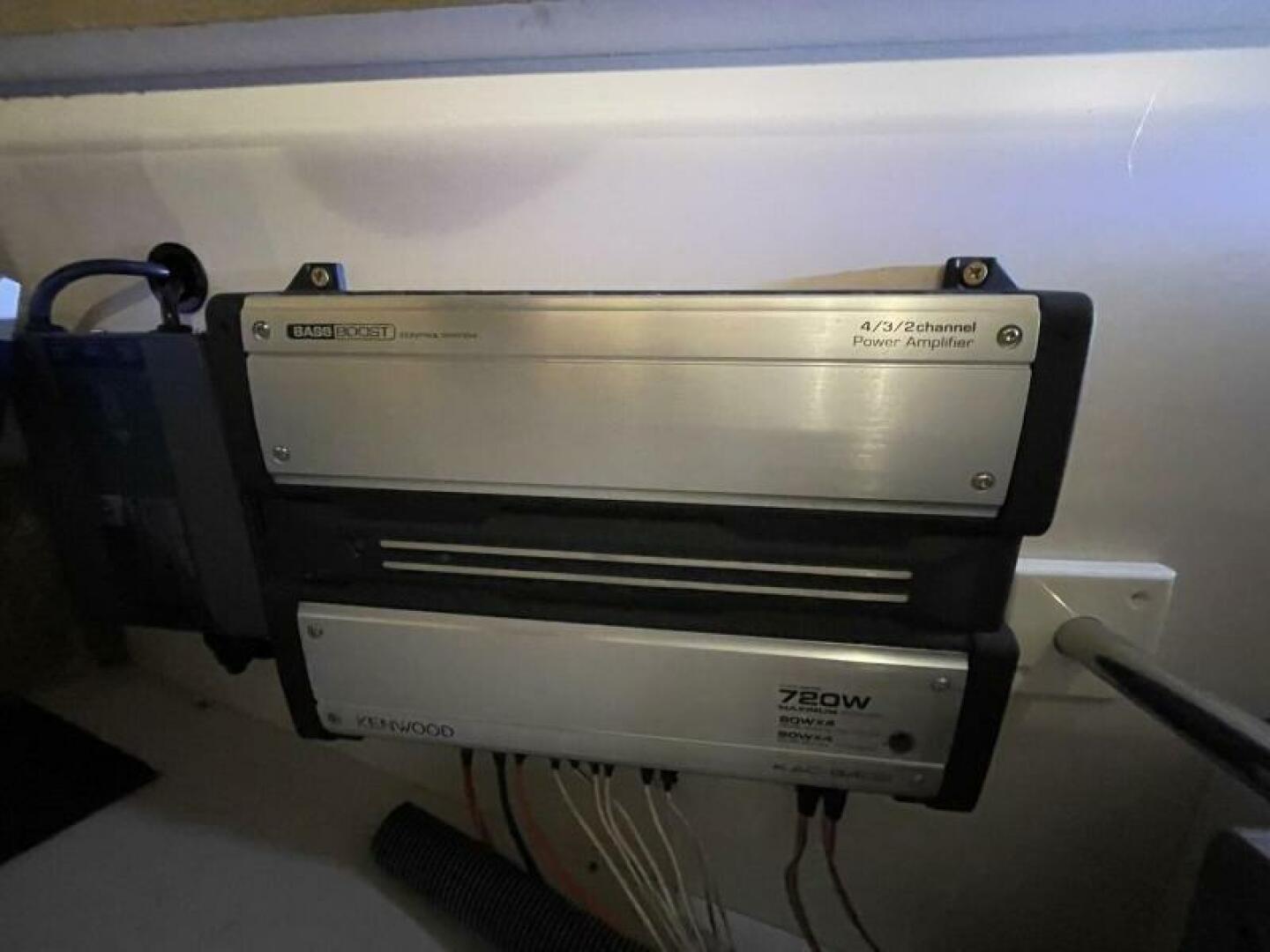 2006 Formula 280 SS - Image 27