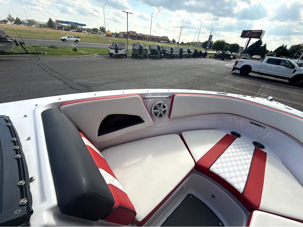 2016 Glastron GTS225 - Image 23