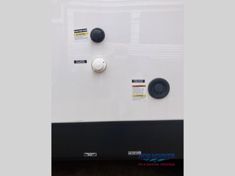 2026 COACHMEN 154RBX - Image 6