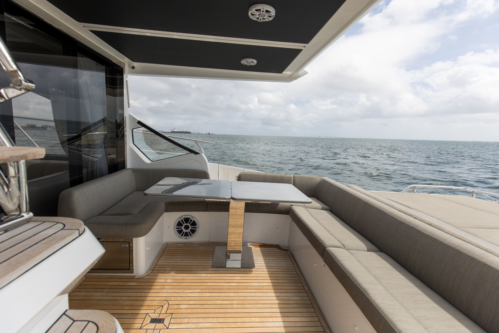2020 Azimut S6 Sportfly - Image 18