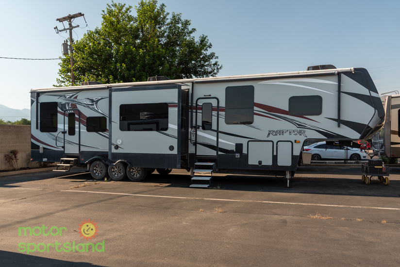 2016 Keystone Raptor 398TS - Image 3