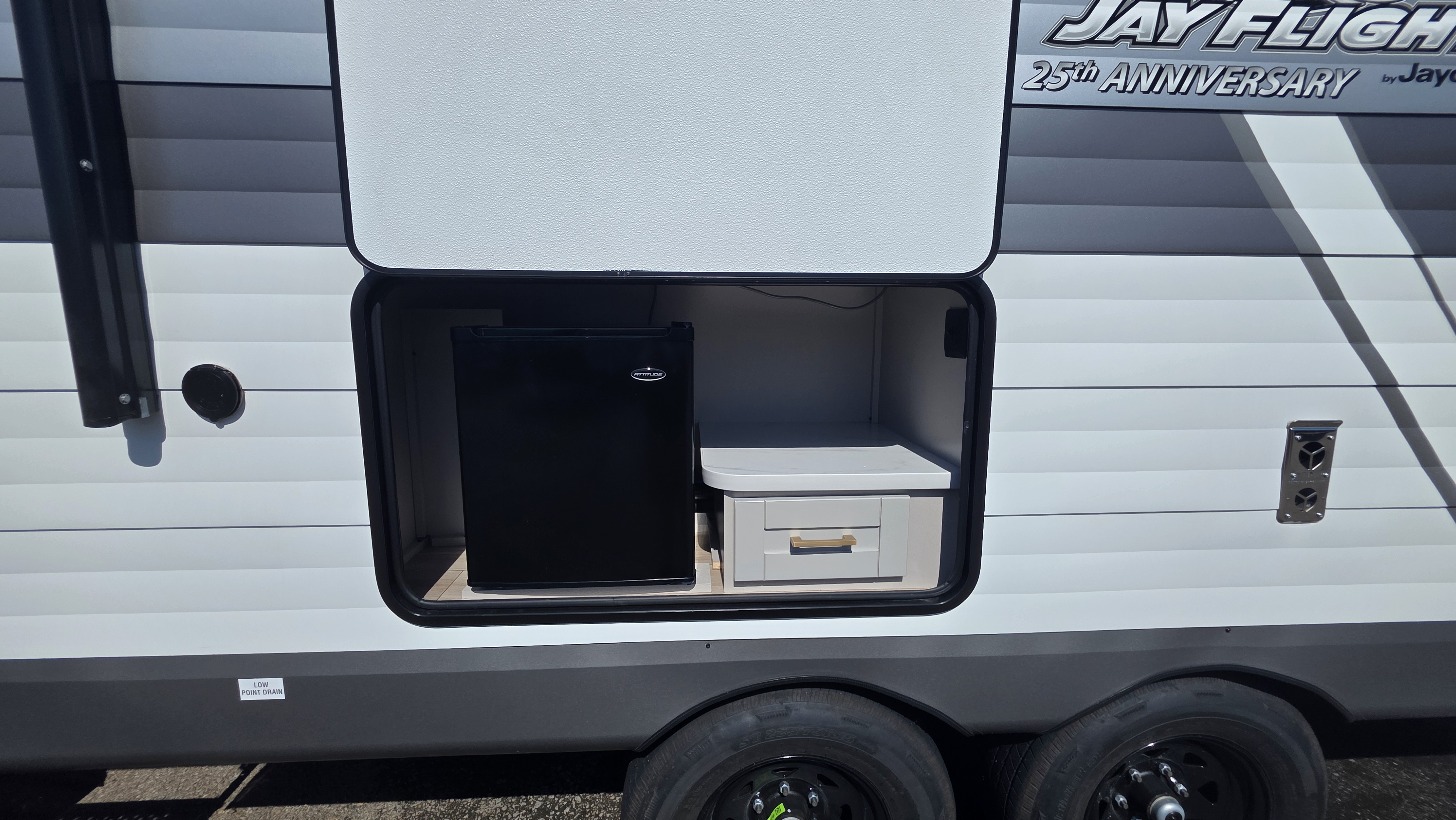 2027 JAYCO JAY FLIGHT 280BHS - Image 11