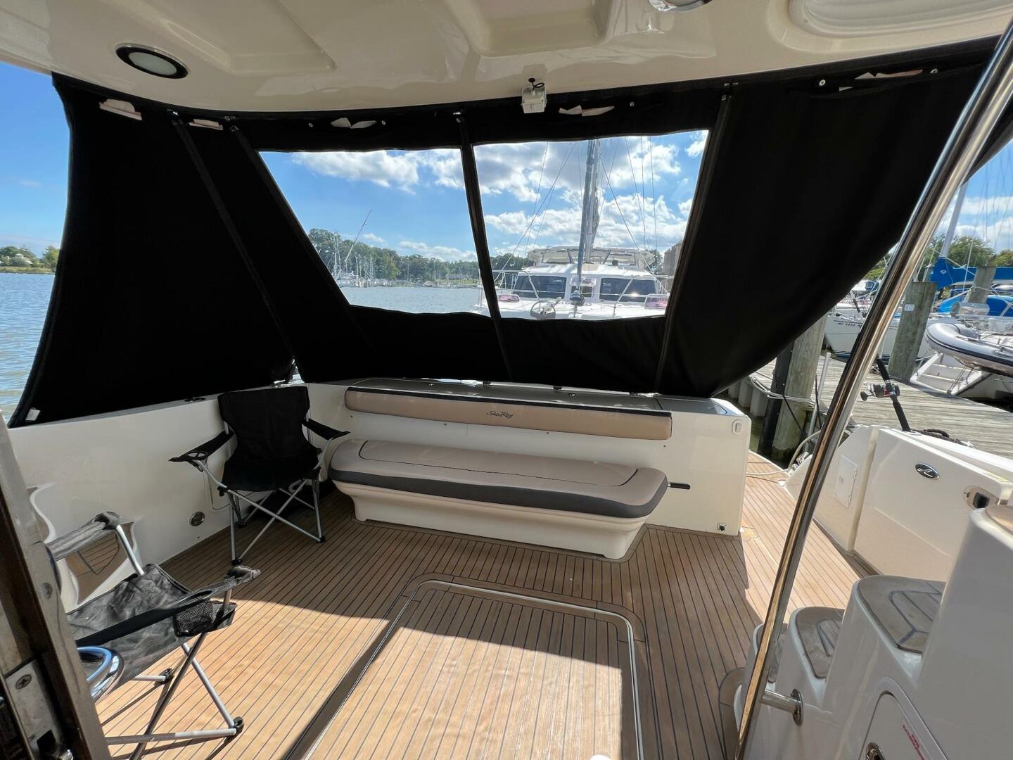 2005 Sea Ray 500 Sedan Bridge - Image 12
