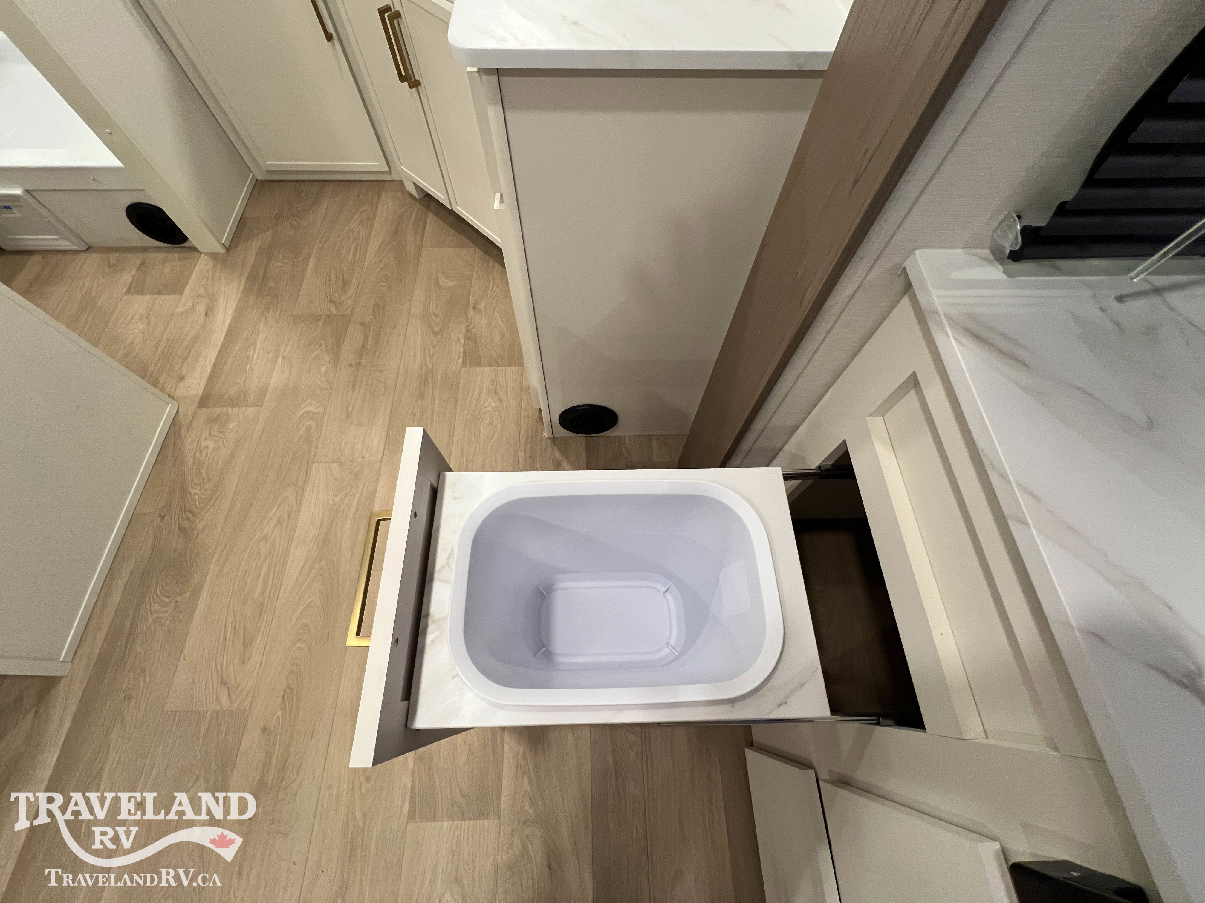 2026 Grand Design Transcend XPLOR 25MLX - Image 28