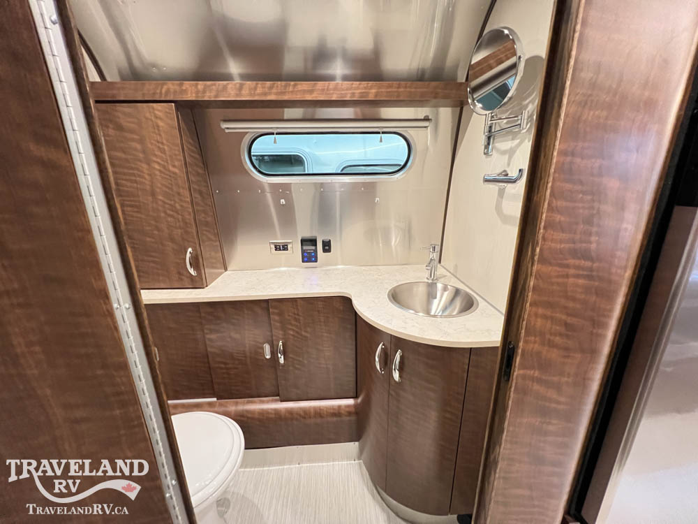2026 AIRSTREAM 30RBQ GLOBETROTTER - Image 35