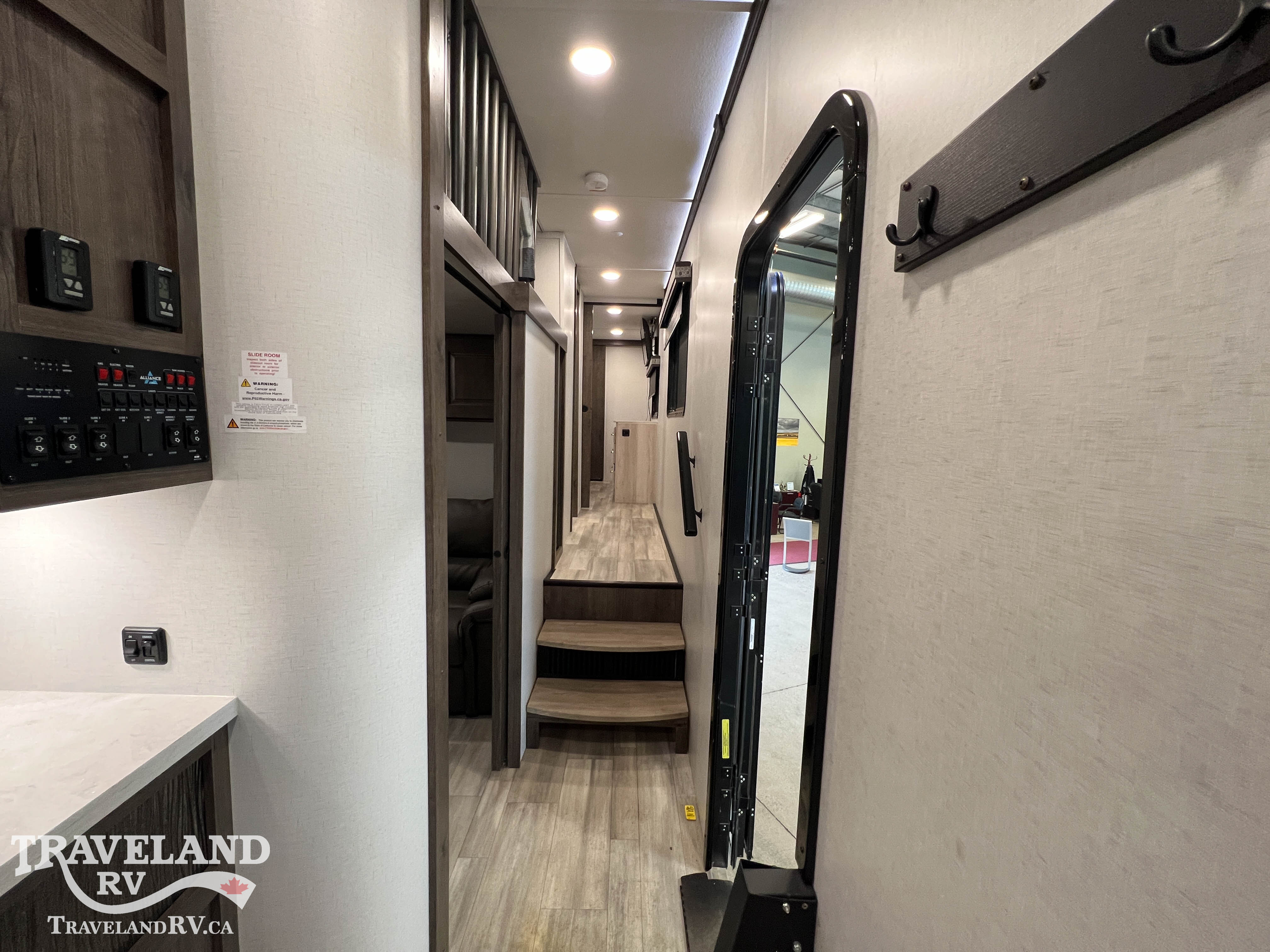 2022 Alliance RV Paradigm 390MP - Image 15